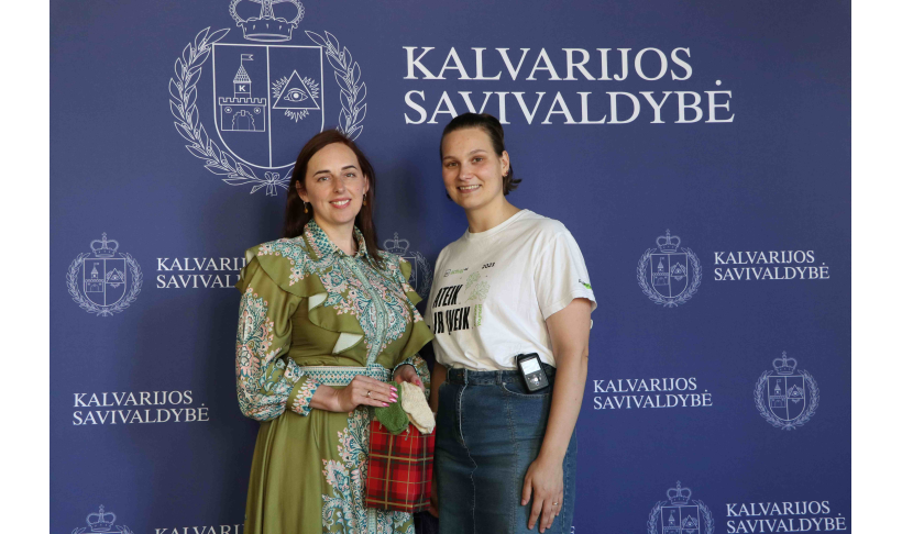 Iš Kalvarijos kilusi gydytoja rezidentė dovanojo šilumą mažiausiems savivaldybės gyventojams