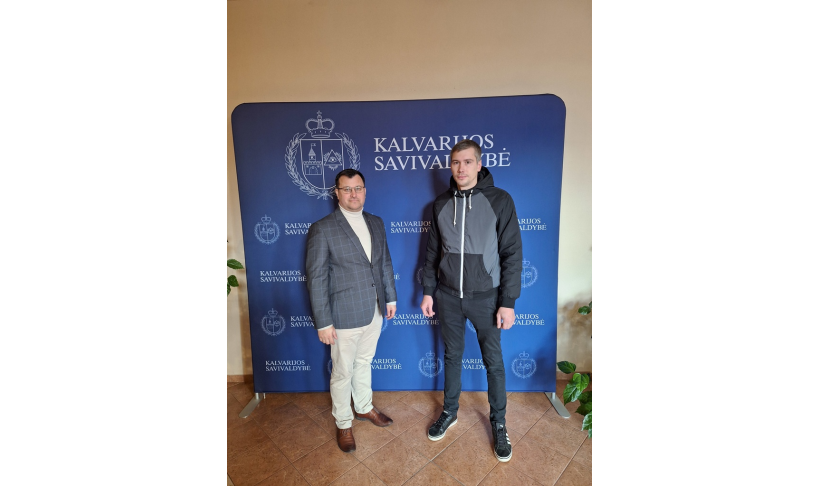 Marijampolės apskrities vyriausiojo policijos komisariato Kalvarijos policijos komisariato pareigūnų gretos pildosi. 