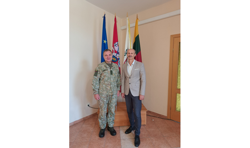 Bendradarbiavimas užtvirtintas parašais 