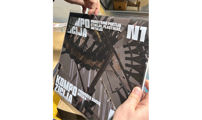 „Gamtos ateitis“ tęsia netradicinį projektą – išleista „perdirbamų pakuočių muzikos“ vinilinė plokštelė