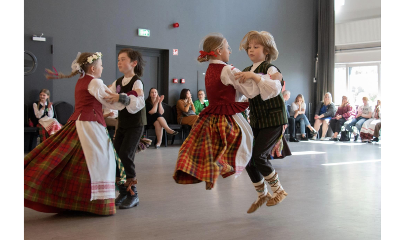 Lietuvos nacionalinis kultūros centras kviečia dalyvauti moksleivių folklorinių šokių varžytuvėse „Patrepsynė"