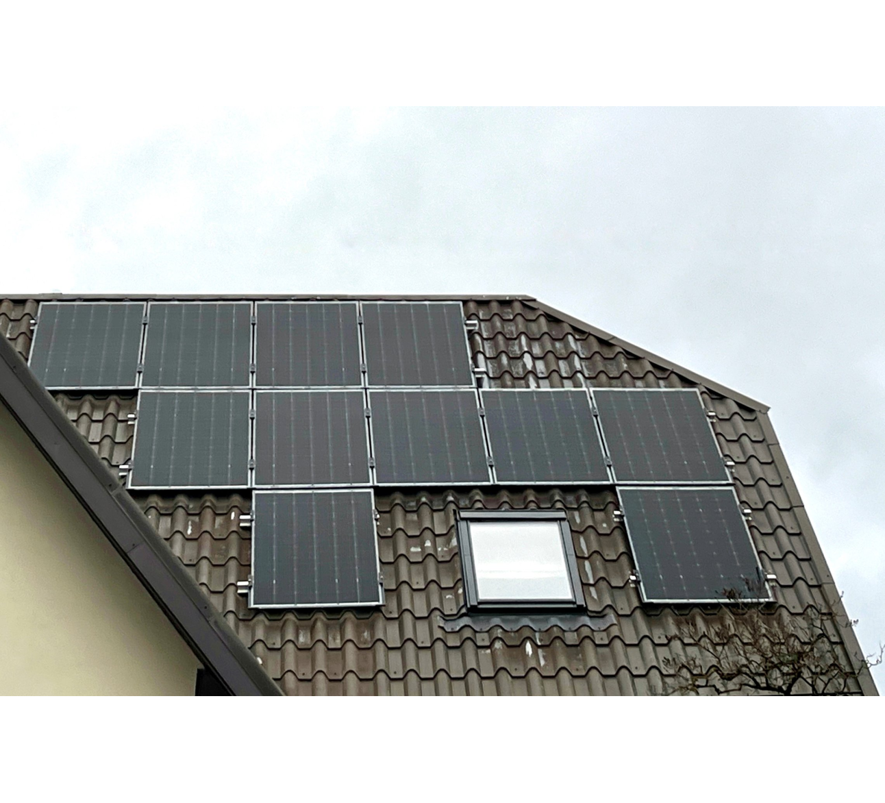 Vasario 27 d. – 12 mln. paramos kvietimas nuosavoms saulės elektrinėms