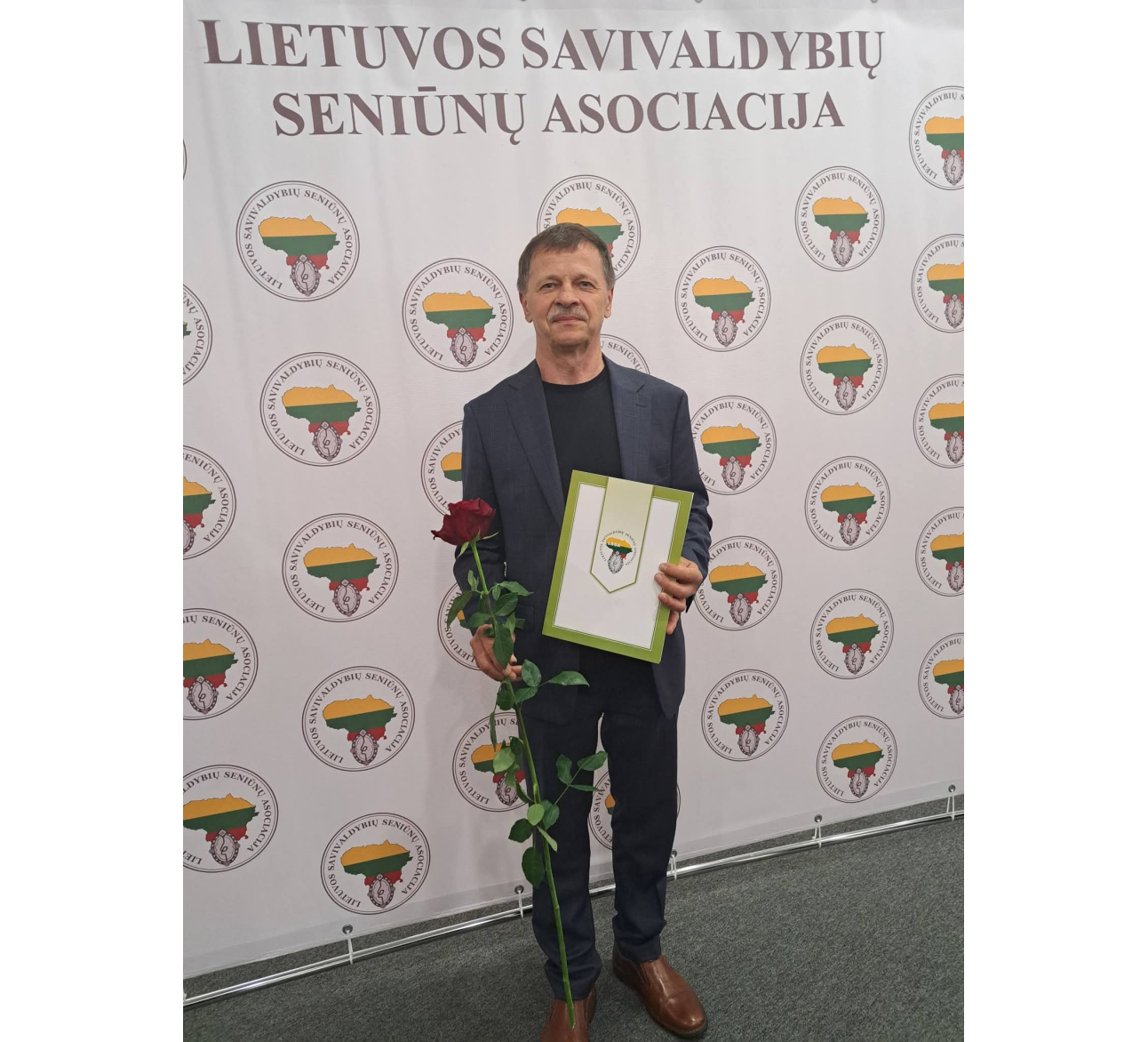 Liubavo seniūnui Lietuvos savivaldybių seniūnų asociacijos apdovanojimas