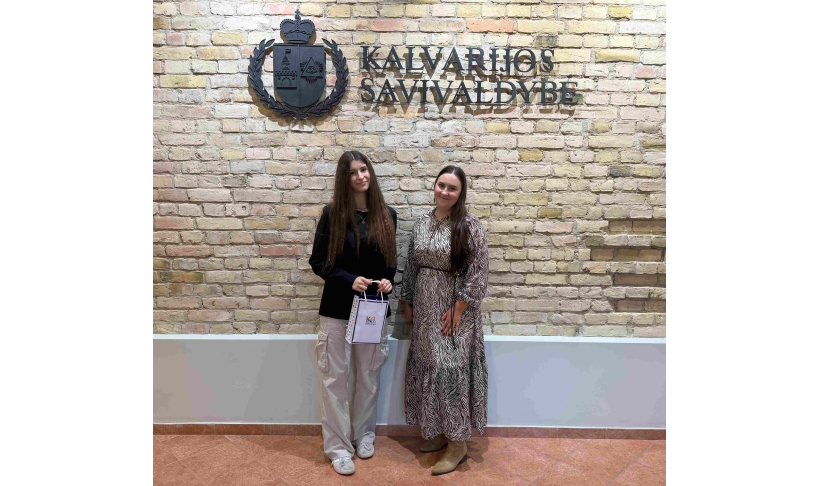 Šeši mėnesiai savanorystės – naujos patirtys, įgūdžiai ir prisiminimai!