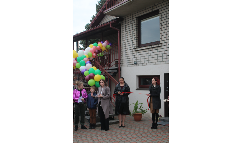 BENDRUOMENINIŲ VAIKŲ GLOBOS NAMŲ IR VAIKŲ DIENOS CENTRO ATIDARYMO ŠVENTĖS KALVARIJOS SAVIVALDYBĖJE