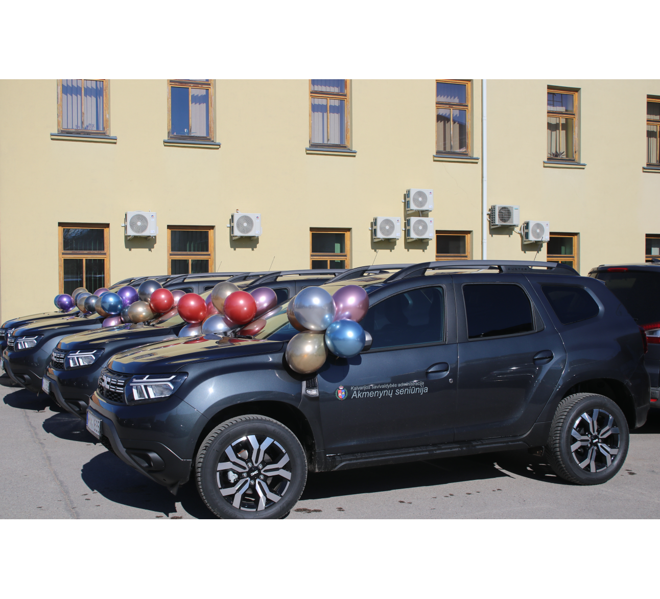 Kalvarijos savivaldybės seniūnams – nauji automobiliai